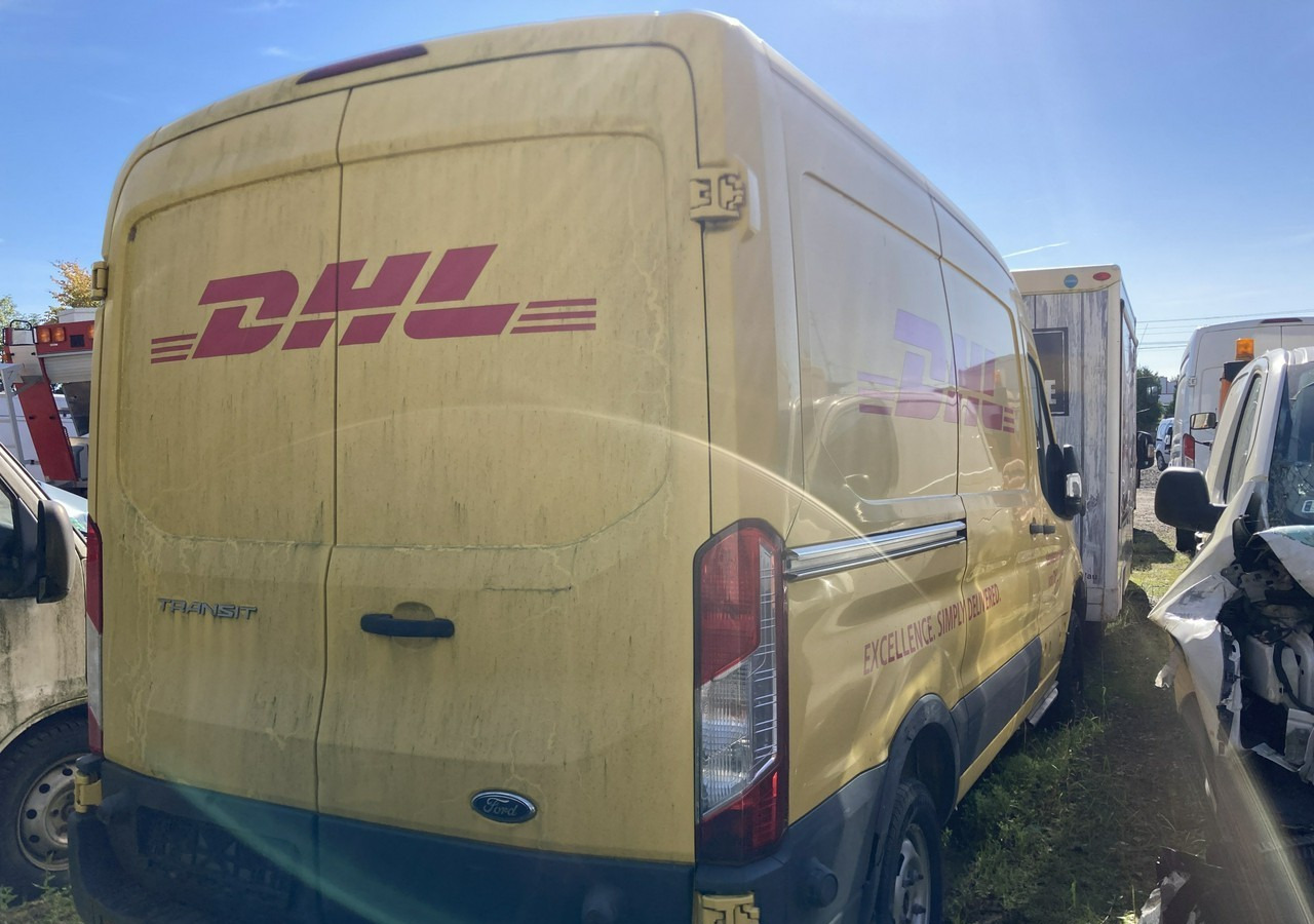 Ford Transit Transit 2.2 Klima 2016 - Kravas mikroautobuss: foto 4 Ford Transit Transit 2.2 Klima 2016 - Kravas mikroautobuss: foto 4