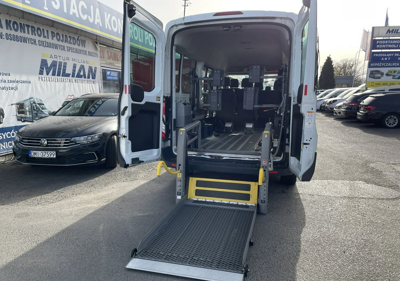 Ford Transit VIII Transit do przewozu Niepełnosprawnych 2 Wózki inwalida rampa 2017 - Vieglā automašīna: foto 1 Ford Transit VIII Transit do przewozu Niepełnosprawnych 2 Wózki inwalida rampa 2017 - Vieglā automašīna: foto 1