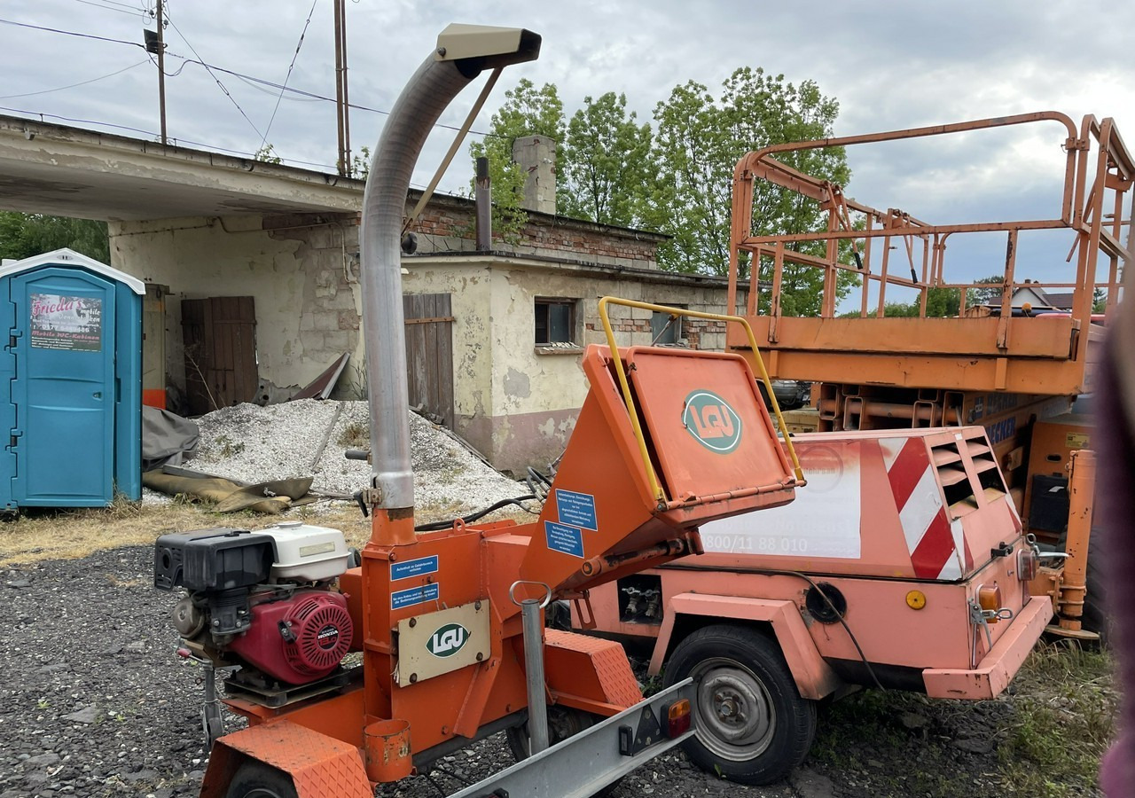 Honda Civic VIII Rębak rozdrabniacz do gałęzi drewna - Vieglā automašīna: foto 2 Honda Civic VIII Rębak rozdrabniacz do gałęzi drewna - Vieglā automašīna: foto 2