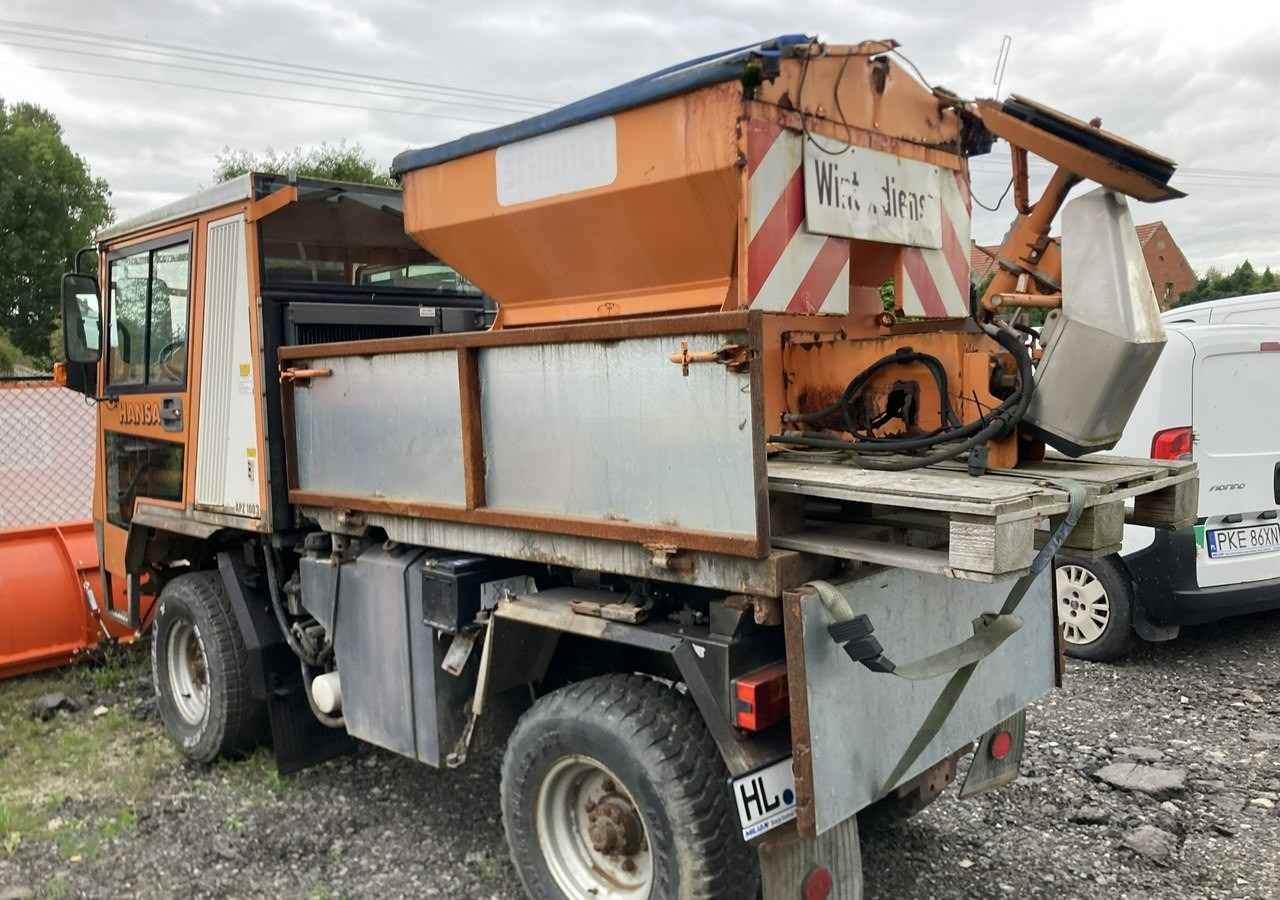 Inna Inny Hansa 4X4 pług posypywarka wywrotka - Sniega novākšanas tehnika: foto 5 Inna Inny Hansa 4X4 pług posypywarka wywrotka - Sniega novākšanas tehnika: foto 5