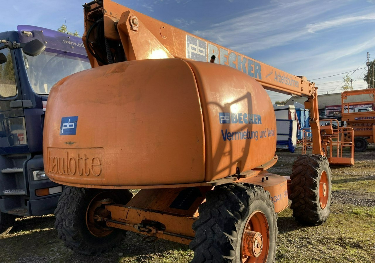 Inna Inny Podnośnik koszowy Haulotte H23 zwyżka 4x4 12082 mg 23 metrów - Teleskopiskais pacēlājs: foto 2 Inna Inny Podnośnik koszowy Haulotte H23 zwyżka 4x4 12082 mg 23 metrów - Teleskopiskais pacēlājs: foto 2