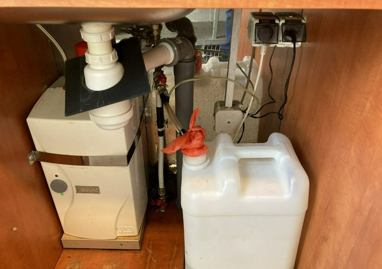 Inna Inny Przyczepa Autosklep Gastronomiczny Foodtruck Food Truck Sklep 2012 - Tirdzniecības piekabe: foto 4 Inna Inny Przyczepa Autosklep Gastronomiczny Foodtruck Food Truck Sklep 2012 - Tirdzniecības piekabe: foto 4