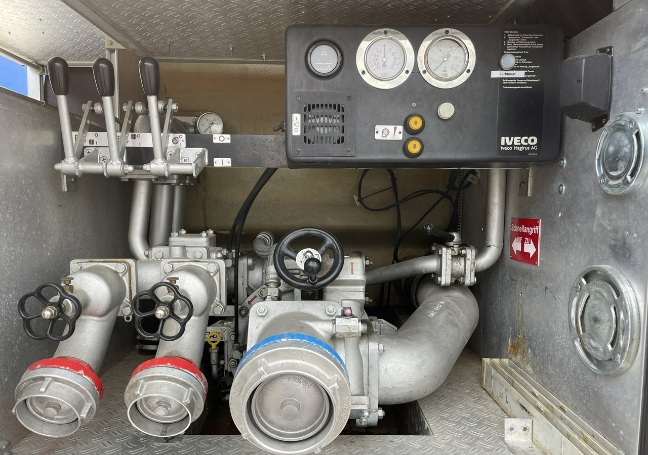 Iveco Inny Iveco IVECO ML120E250 Straż Pożarna 7-osb Gaśnicza 2500 L 2008 - Ugunsdzēsēju mašīna: foto 4 Iveco Inny Iveco IVECO ML120E250 Straż Pożarna 7-osb Gaśnicza 2500 L 2008 - Ugunsdzēsēju mašīna: foto 4