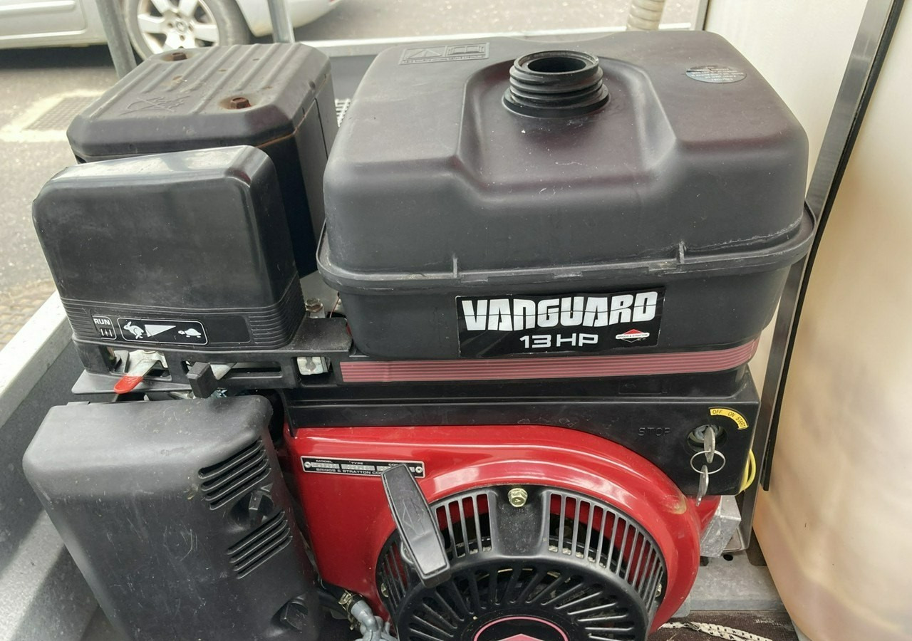 Iveco Inny Iveco wuko na przyczepce kanalizacja asenizacyjny 130bar - Komunālā/ Specializētā tehnika, Auto piekabe: foto 4 Iveco Inny Iveco wuko na przyczepce kanalizacja asenizacyjny 130bar - Komunālā/ Specializētā tehnika, Auto piekabe: foto 4