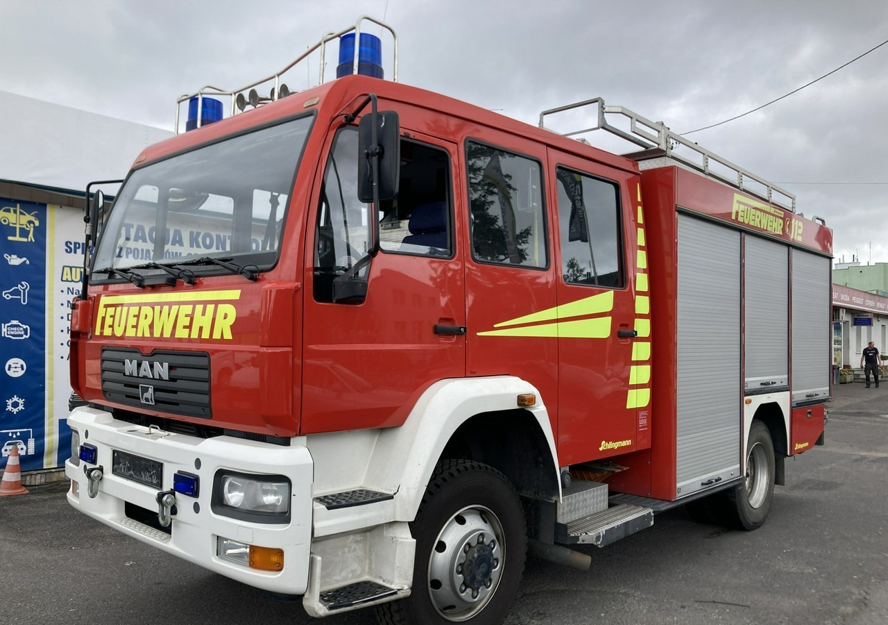 MAN Inny MAN MAN 15,250 Straż pożarna gaśnicza 9-osobowa 4X4 Wóz strażacki 2003 - Ugunsdzēsēju mašīna: foto 1 MAN Inny MAN MAN 15,250 Straż pożarna gaśnicza 9-osobowa 4X4 Wóz strażacki 2003 - Ugunsdzēsēju mašīna: foto 1
