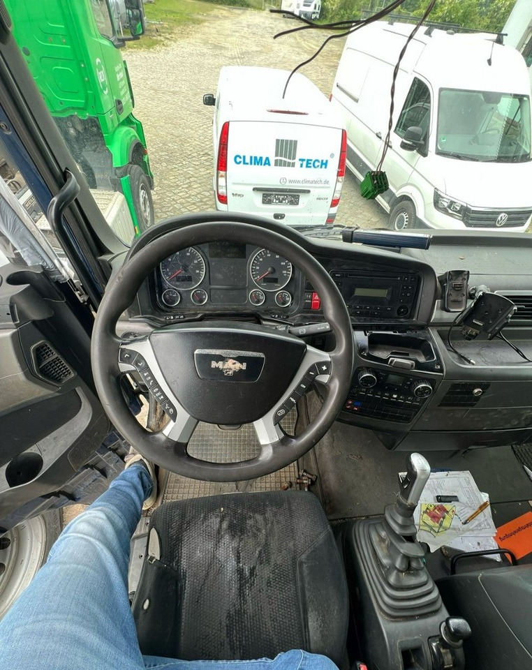 MAN Inny MAN Man TGX 18.400 Bramowiec hakowiec Meiler Model 2012 - Būvgružu konteineru vedējs: foto 5 MAN Inny MAN Man TGX 18.400 Bramowiec hakowiec Meiler Model 2012 - Būvgružu konteineru vedējs: foto 5