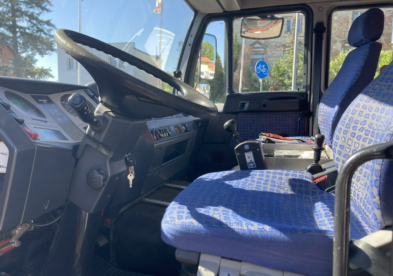 Ugunsdzēsēju mašīna MAN L 2000 MAN 15,280 Straż pożarna drabina Strażacka zwyżka 32m Metz Model 20: foto 13