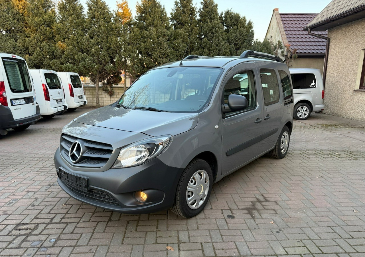 Mercedes-Benz Citan Mercedes Citan dla Niepełnosprawnych Inwalida Rampa 2018 - Vieglā automašīna: foto 5 Mercedes-Benz Citan Mercedes Citan dla Niepełnosprawnych Inwalida Rampa 2018 - Vieglā automašīna: foto 5