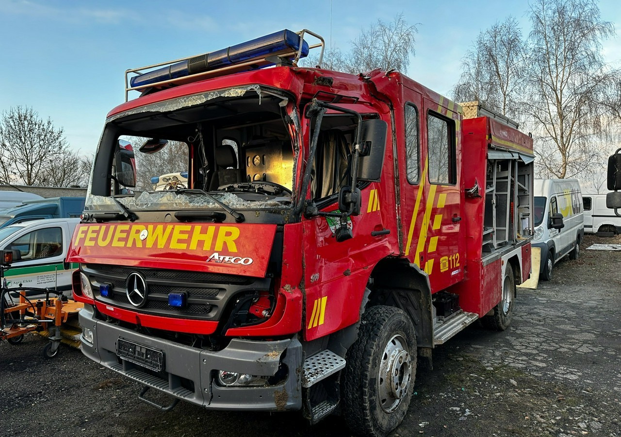Mercedes-Benz Inny Mercedes-Benz Atego 918 Straż Pożarna 4X4 2006 - Ugunsdzēsēju mašīna: foto 5 Mercedes-Benz Inny Mercedes-Benz Atego 918 Straż Pożarna 4X4 2006 - Ugunsdzēsēju mašīna: foto 5