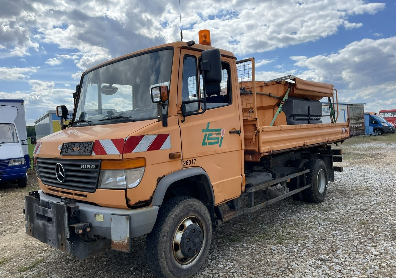 Mercedes-Benz Inny Mercedes-Benz Mercedes Vario 815 Wywrotka 4X4 2004 - Sniega novākšanas tehnika: foto 1 Mercedes-Benz Inny Mercedes-Benz Mercedes Vario 815 Wywrotka 4X4 2004 - Sniega novākšanas tehnika: foto 1