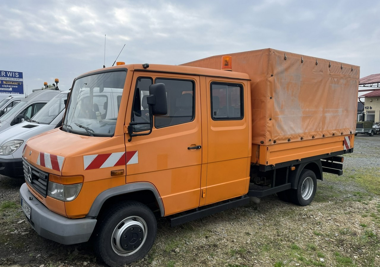 Mercedes-Benz Inny Mercedes-Benz Vario 614 Brygadówka skrzynia plandeka 6-oso doka dokka 2004 - Kravas automašīna ar tentu: foto 3 Mercedes-Benz Inny Mercedes-Benz Vario 614 Brygadówka skrzynia plandeka 6-oso doka dokka 2004 - Kravas automašīna ar tentu: foto 3