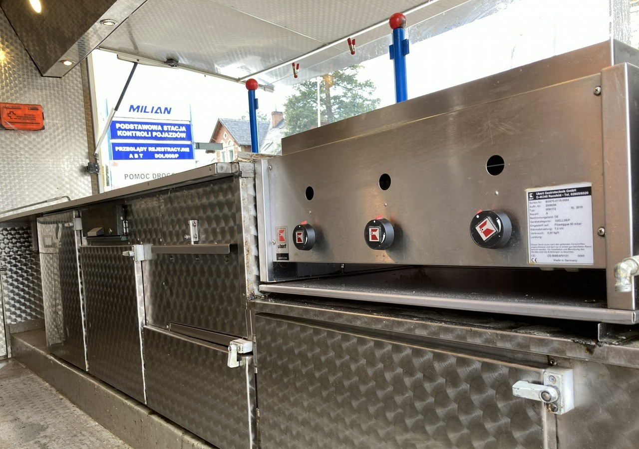 Mercedes-Benz Sprinter Autosklep Grill kurczak Gastronomiczny Food Truck Foodtruck sklep 20 - Tirdzniecības kravas automašīna: foto 5 Mercedes-Benz Sprinter Autosklep Grill kurczak Gastronomiczny Food Truck Foodtruck sklep 20 - Tirdzniecības kravas automašīna: foto 5