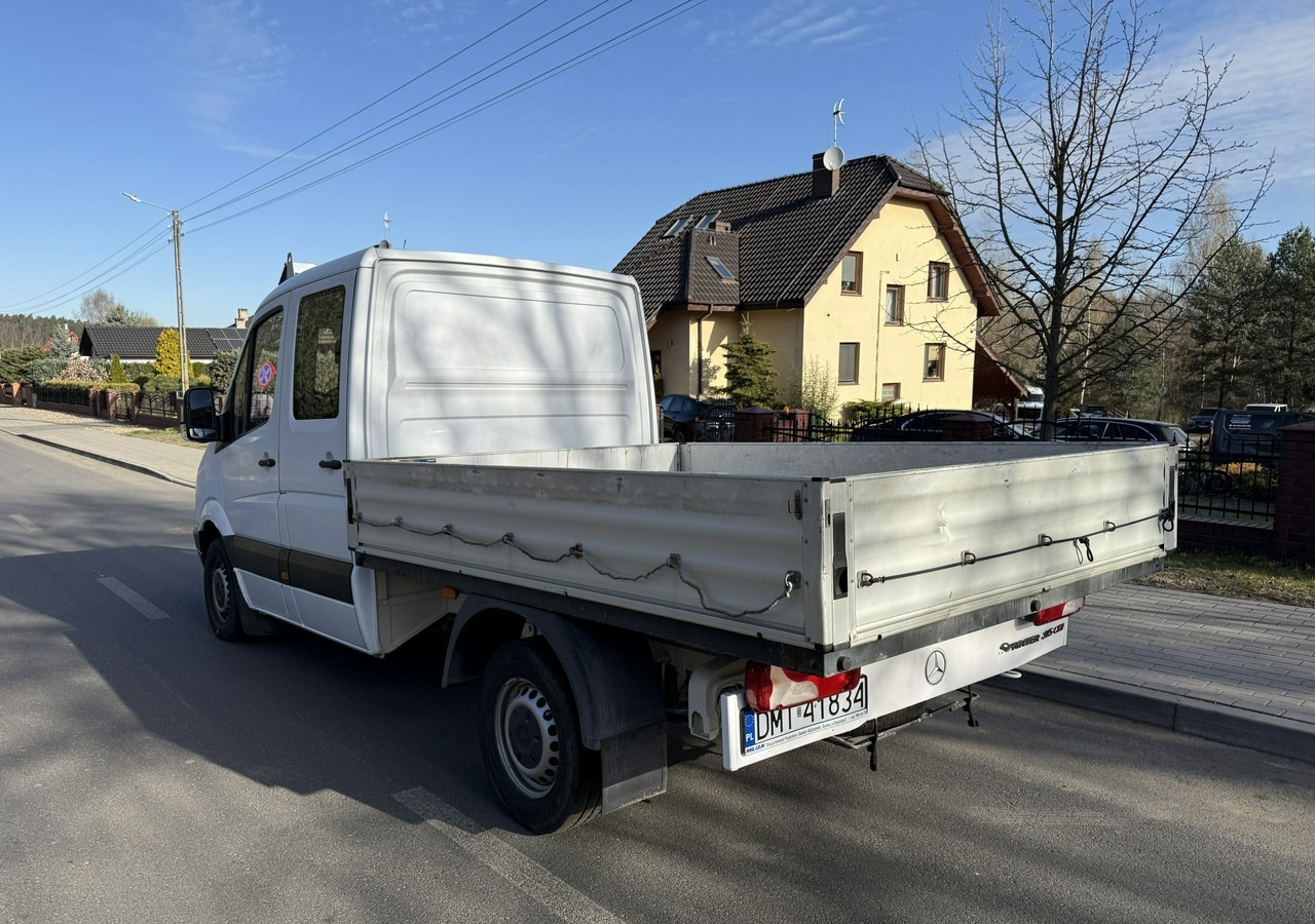 Mercedes-Benz Sprinter Sprinter 315 CDI dokka doka Brygadówka skrzynia 2007 - Automašīna ar kravas platformu, Kravas-pasažieru furgons: foto 5 Mercedes-Benz Sprinter Sprinter 315 CDI dokka doka Brygadówka skrzynia 2007 - Automašīna ar kravas platformu, Kravas-pasažieru furgons: foto 5