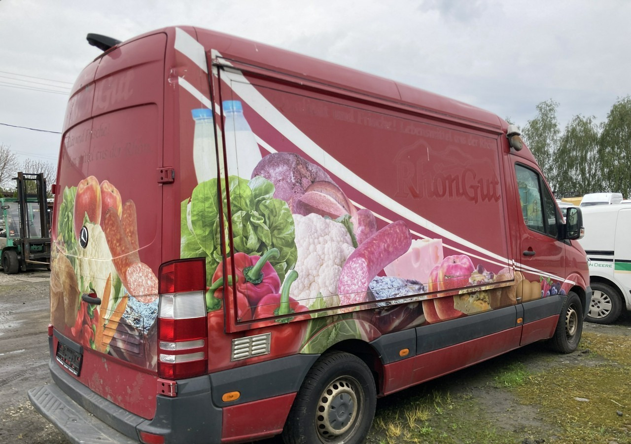 Mercedes-Benz Sprinter Sprinter Autosklep sklep bar Gastronomiczny Food Truck Foodtruck 201 - Tirdzniecības kravas automašīna: foto 4 Mercedes-Benz Sprinter Sprinter Autosklep sklep bar Gastronomiczny Food Truck Foodtruck 201 - Tirdzniecības kravas automašīna: foto 4