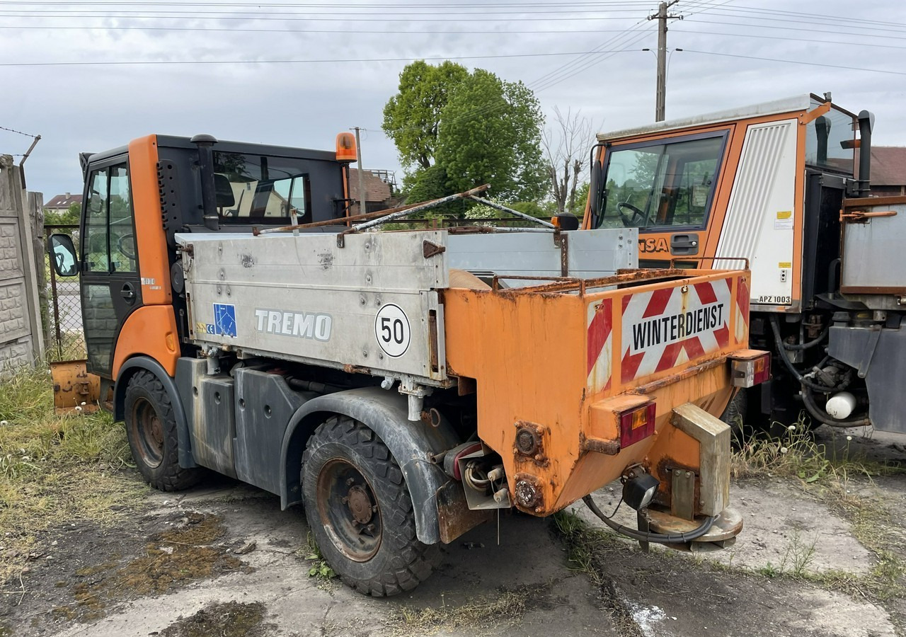 Multicar Inny Multicar Multicar 4X4 TREMO X56 Wywrotka odśnieżarka posypywarka odkurzacz - Kravas automašīna pašizgāzējs: foto 4 Multicar Inny Multicar Multicar 4X4 TREMO X56 Wywrotka odśnieżarka posypywarka odkurzacz - Kravas automašīna pašizgāzējs: foto 4