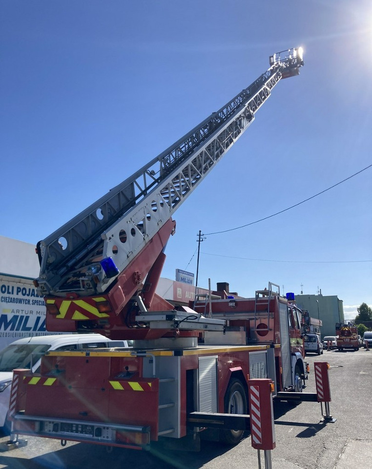 Oferta - Ugunsdzēsēju mašīna: foto 3 Oferta - Ugunsdzēsēju mašīna: foto 3