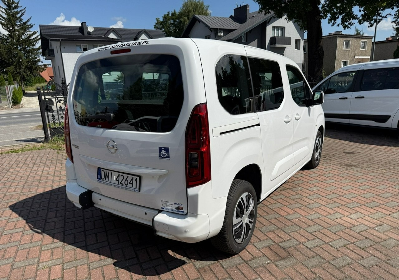 Vieglā automašīna Opel Combo IV Combo Life Combo do przewozu Niepełnosprawnych inwalida rampa Model 2021: foto 8 Vieglā automašīna Opel Combo IV Combo Life Combo do przewozu Niepełnosprawnych inwalida rampa Model 2021: foto 8