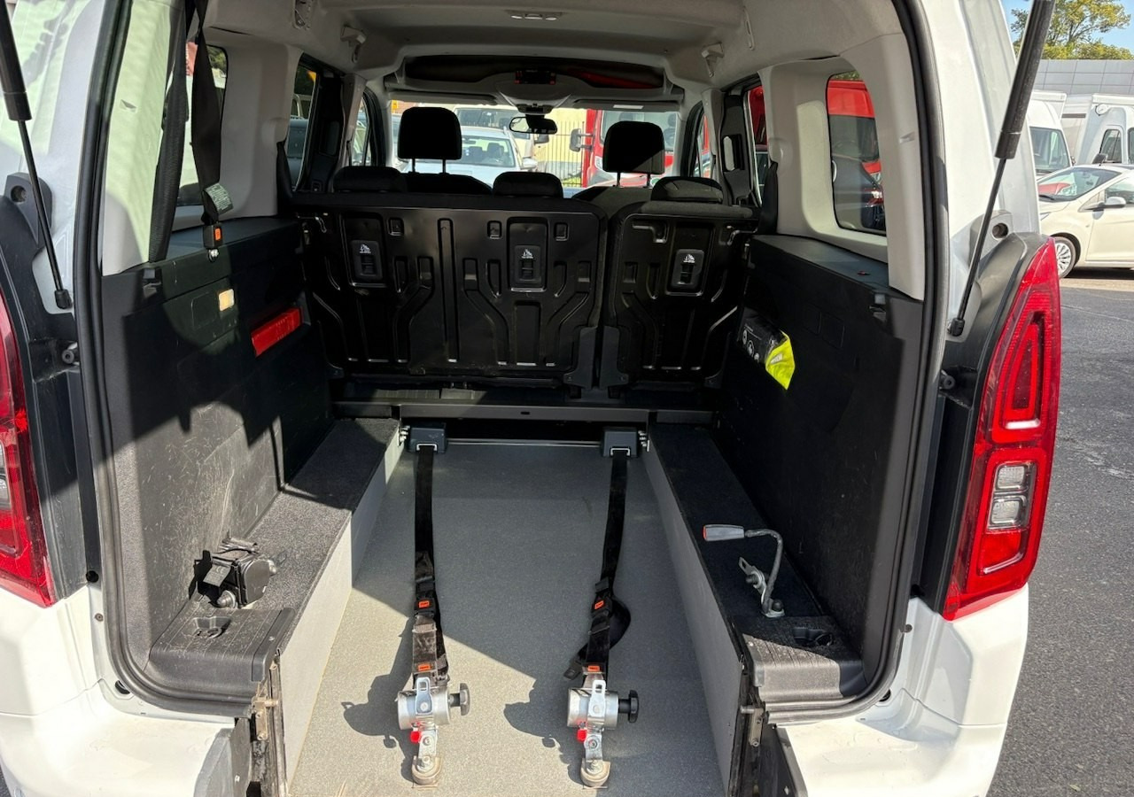 Opel Combo IV Combo Life Opel ComboLife Niepełnosprawnych inwalida rampa Bogate wy - Universālis: foto 5 Opel Combo IV Combo Life Opel ComboLife Niepełnosprawnych inwalida rampa Bogate wy - Universālis: foto 5