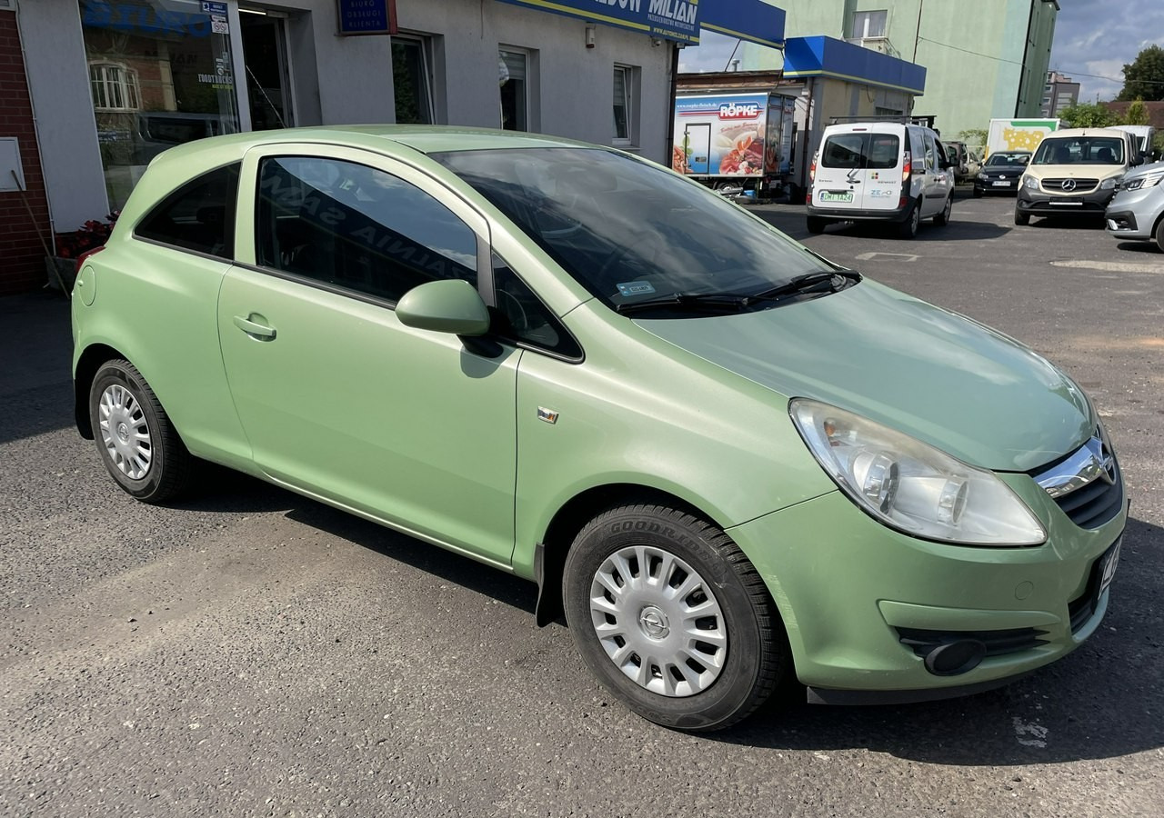 Opel Corsa D Opel Corsa 1,2-16V Klima Salon PL Bagażnik na Rowery Model 2010 - Hečbeks: foto 3 Opel Corsa D Opel Corsa 1,2-16V Klima Salon PL Bagażnik na Rowery Model 2010 - Hečbeks: foto 3