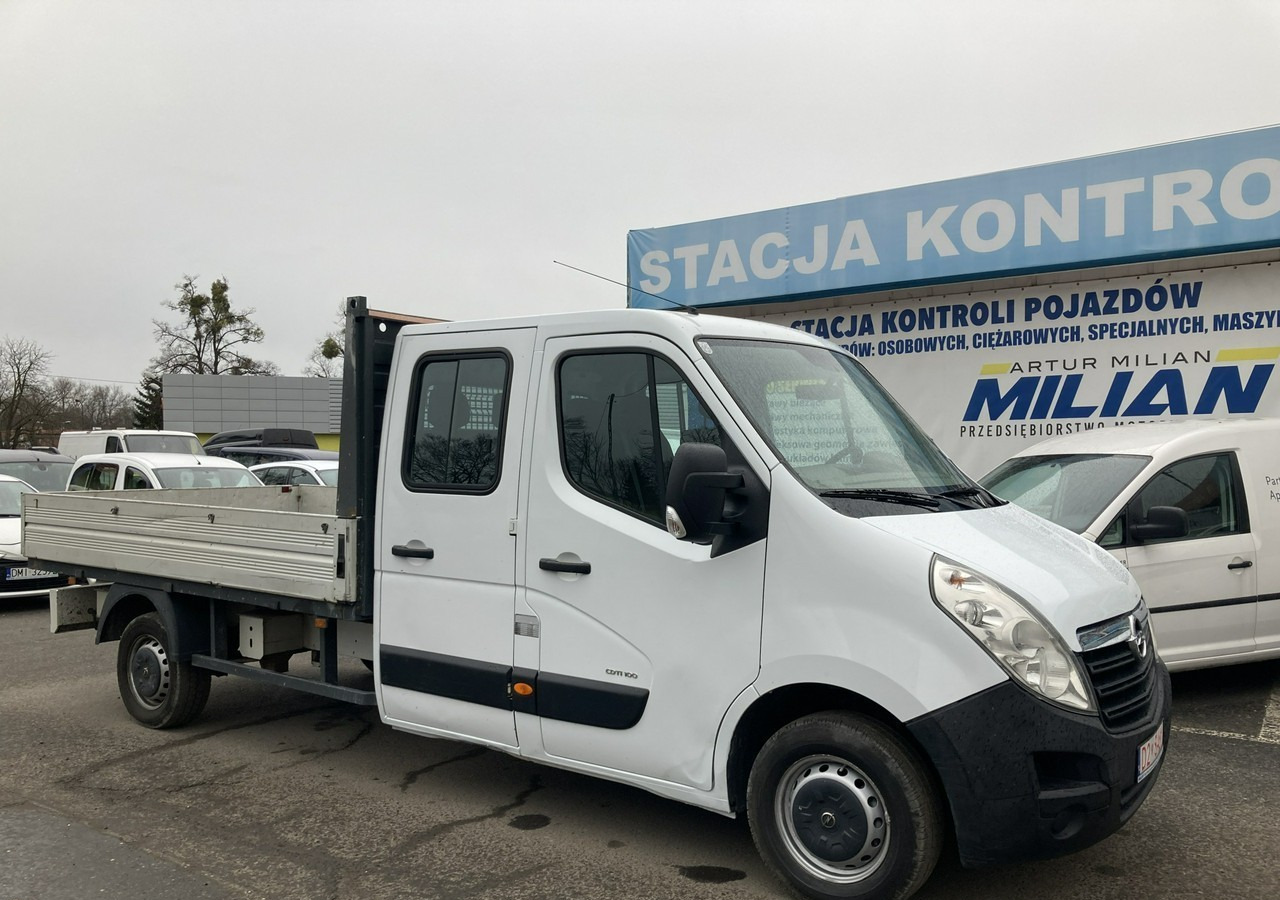 Opel Movano Opel Movano 2,3 Maxi dokka doka Brygadówka 2011 - Automašīna ar kravas platformu, Kravas-pasažieru furgons: foto 1 Opel Movano Opel Movano 2,3 Maxi dokka doka Brygadówka 2011 - Automašīna ar kravas platformu, Kravas-pasažieru furgons: foto 1