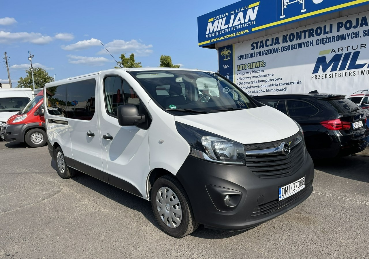 Opel Vivaro III Vivaro L2H1 LONG 1.6CDTI 121KM 2xKLIMA 9-osobowy 2019 Bezwypadkowy - Vieglā automašīna: foto 2 Opel Vivaro III Vivaro L2H1 LONG 1.6CDTI 121KM 2xKLIMA 9-osobowy 2019 Bezwypadkowy - Vieglā automašīna: foto 2