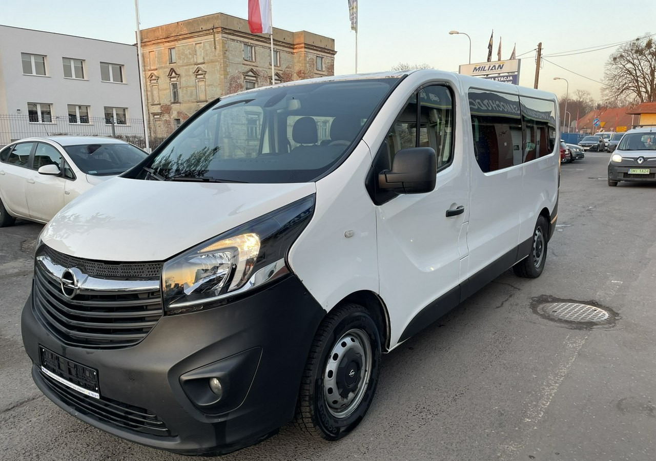 Opel Vivaro Opel Vivaro dla Niepełnosprawnych inwalida Rampa Model 2019 - Vieglā automašīna: foto 2 Opel Vivaro Opel Vivaro dla Niepełnosprawnych inwalida Rampa Model 2019 - Vieglā automašīna: foto 2