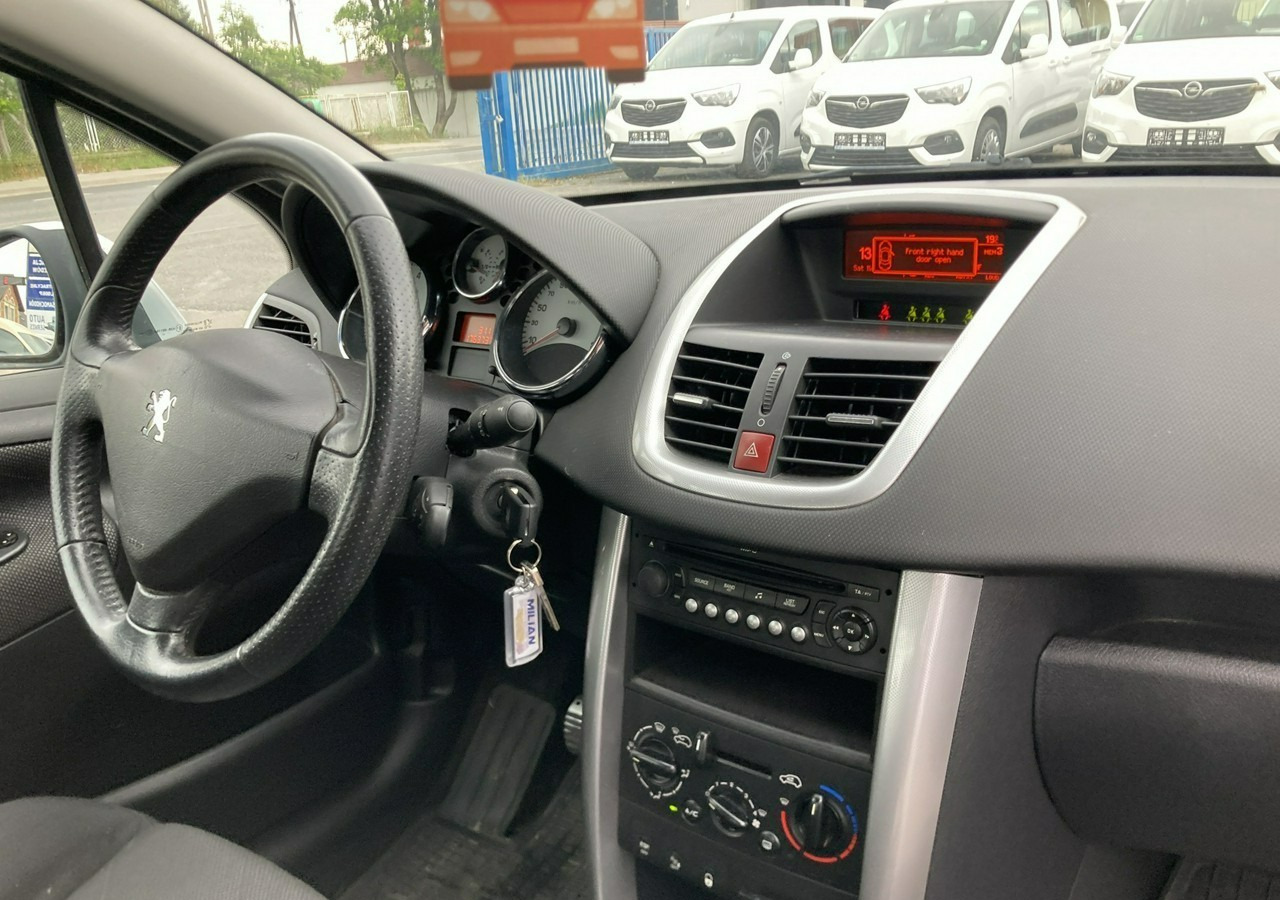 Peugeot 207 Peugeot 207 1.6HDI-16V Klima 2007 - Hečbeks: foto 5 Peugeot 207 Peugeot 207 1.6HDI-16V Klima 2007 - Hečbeks: foto 5