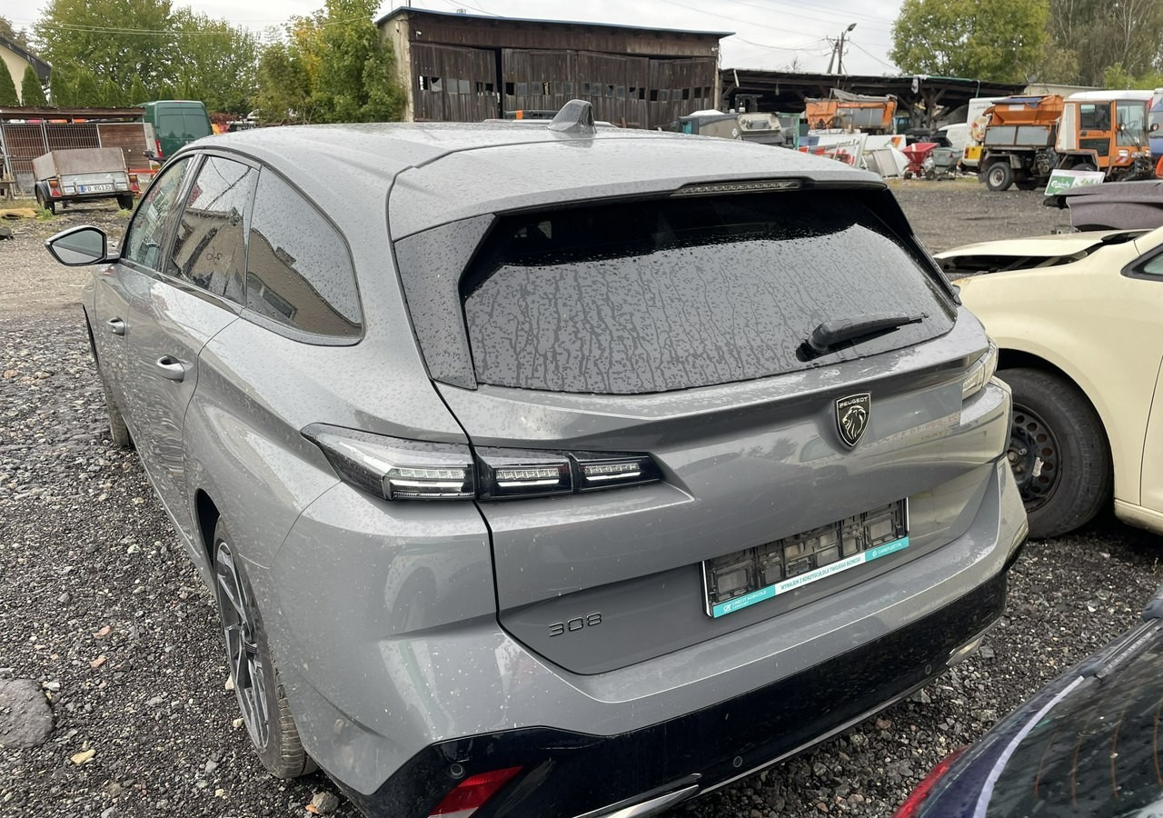 Peugeot 308 P5 Peugeot 308 1.5-131KM BlueHDi Allure Pack S&S EAT8 Salon PL 2024 - Universālis: foto 4 Peugeot 308 P5 Peugeot 308 1.5-131KM BlueHDi Allure Pack S&S EAT8 Salon PL 2024 - Universālis: foto 4