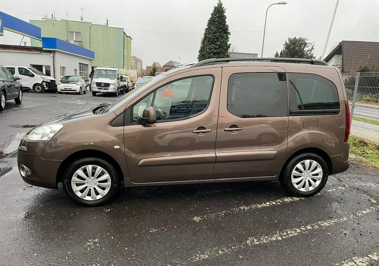 Peugeot Partner II Peugeot Partner Tepee 1.6 VTi 120KM Family Model 2013 - Universālis: foto 2 Peugeot Partner II Peugeot Partner Tepee 1.6 VTi 120KM Family Model 2013 - Universālis: foto 2