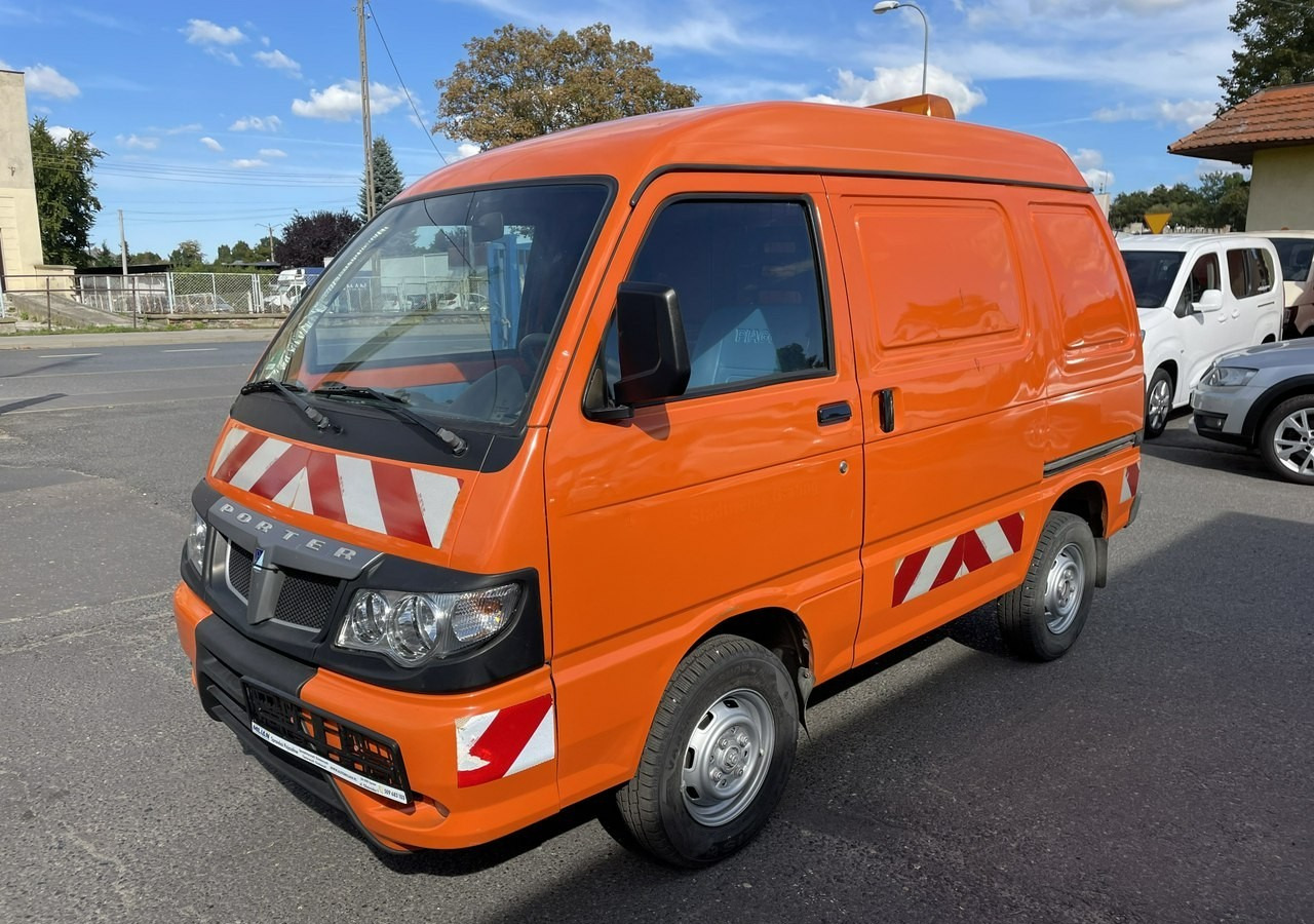 Piaggio Piaggio Porter Furgon 39348km 2x boczne drzwi 2012 - Kravas mikroautobuss: foto 2 Piaggio Piaggio Porter Furgon 39348km 2x boczne drzwi 2012 - Kravas mikroautobuss: foto 2