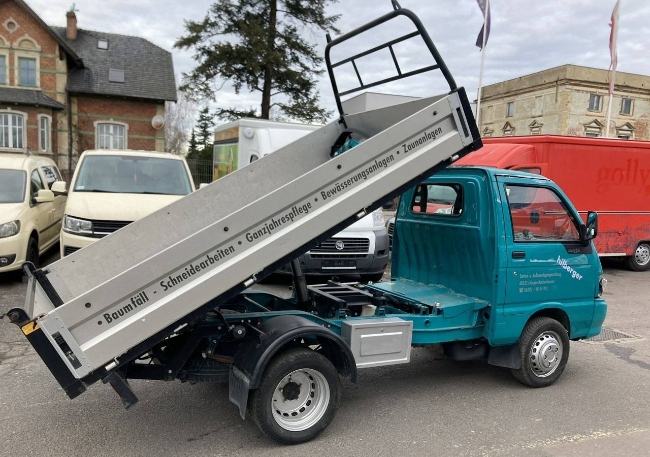 Piaggio Piaggio porter Maxi Wywrotka bliżniacze koła 2017 - Komercauto pašizgāzējs: foto 1 Piaggio Piaggio porter Maxi Wywrotka bliżniacze koła 2017 - Komercauto pašizgāzējs: foto 1