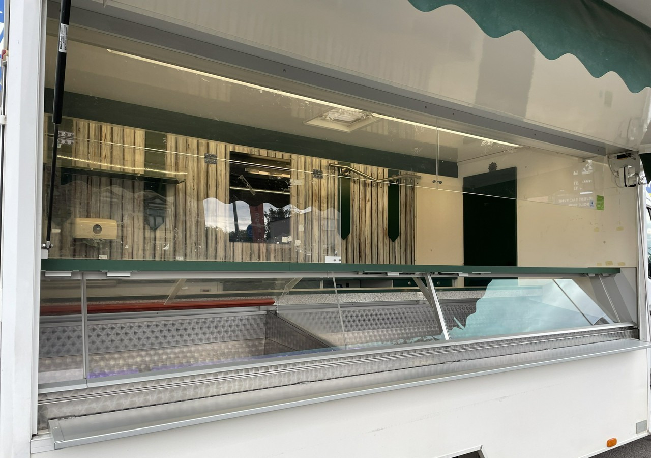 Renault Master Autosklep Gastronomiczny Food Truck Foodtruck sklep W-zasil 2015 - Tirdzniecības kravas automašīna: foto 3 Renault Master Autosklep Gastronomiczny Food Truck Foodtruck sklep W-zasil 2015 - Tirdzniecības kravas automašīna: foto 3
