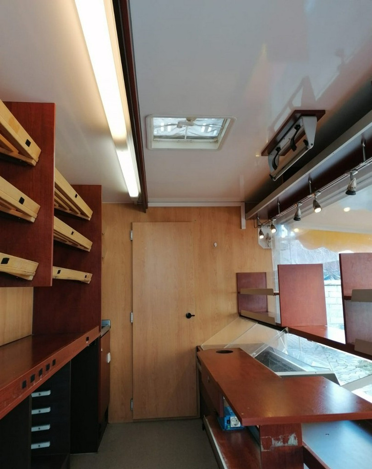 Tirdzniecības kravas automašīna Renault Master Autosklep Sklep pieczywa Gastronomiczny Food Truck Foodtruck 2015: foto 13