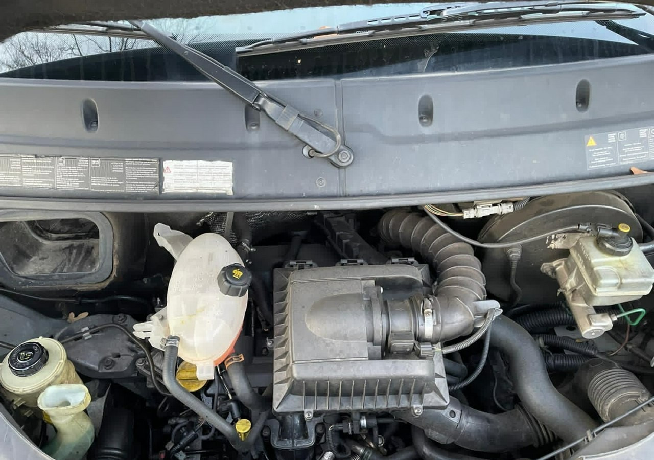 Tirdzniecības kravas automašīna Renault Master Autosklep Wędli Gastronomiczny food truck foodtruck sklep W-zasiBORC: foto 13 Tirdzniecības kravas automašīna Renault Master Autosklep Wędli Gastronomiczny food truck foodtruck sklep W-zasiBORC: foto 13