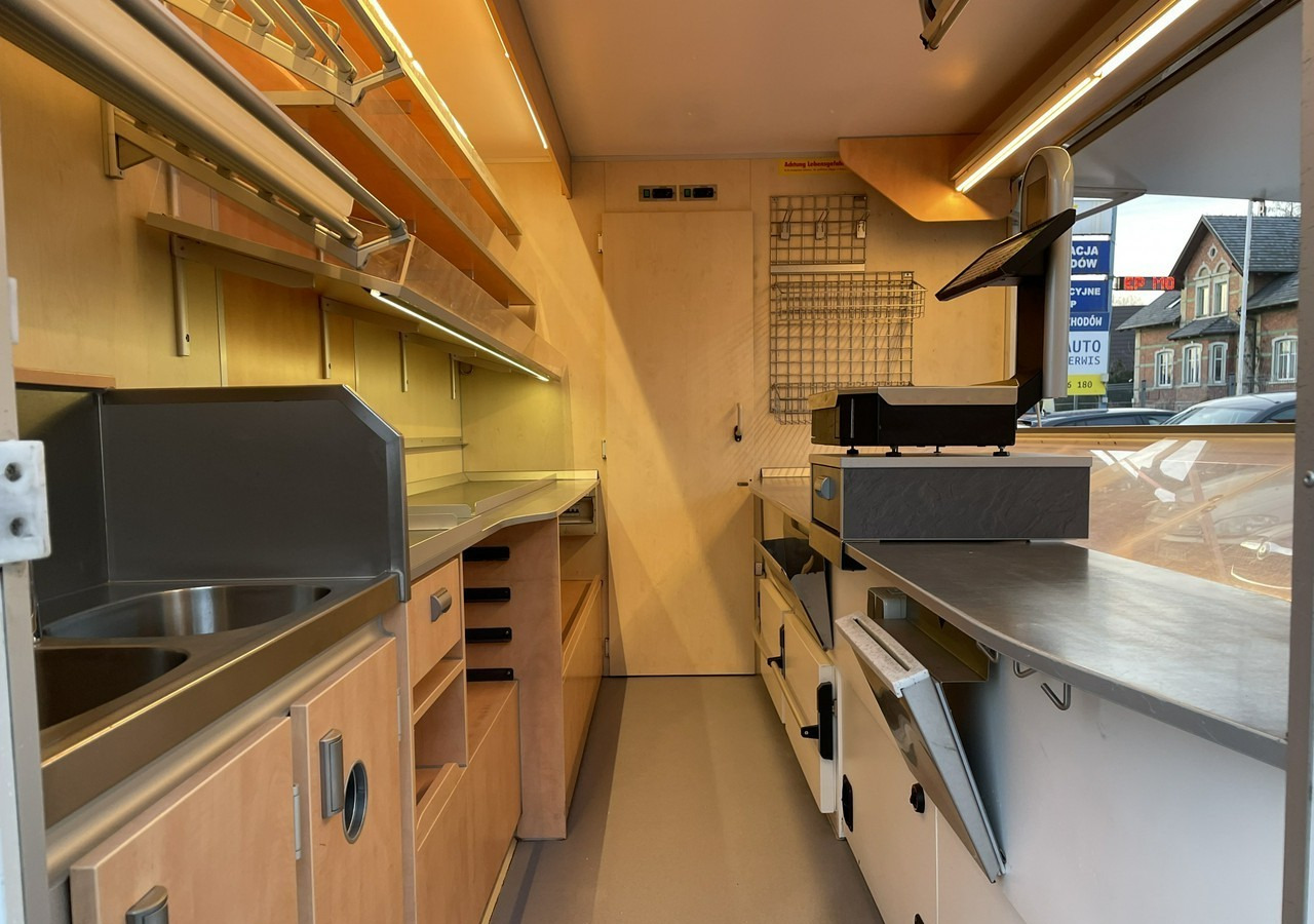 Renault Master Autosklep Wędlin Gastronomiczny Food Truck Foodtruck sklep BORCO 201 - Tirdzniecības kravas automašīna: foto 2 Renault Master Autosklep Wędlin Gastronomiczny Food Truck Foodtruck sklep BORCO 201 - Tirdzniecības kravas automašīna: foto 2