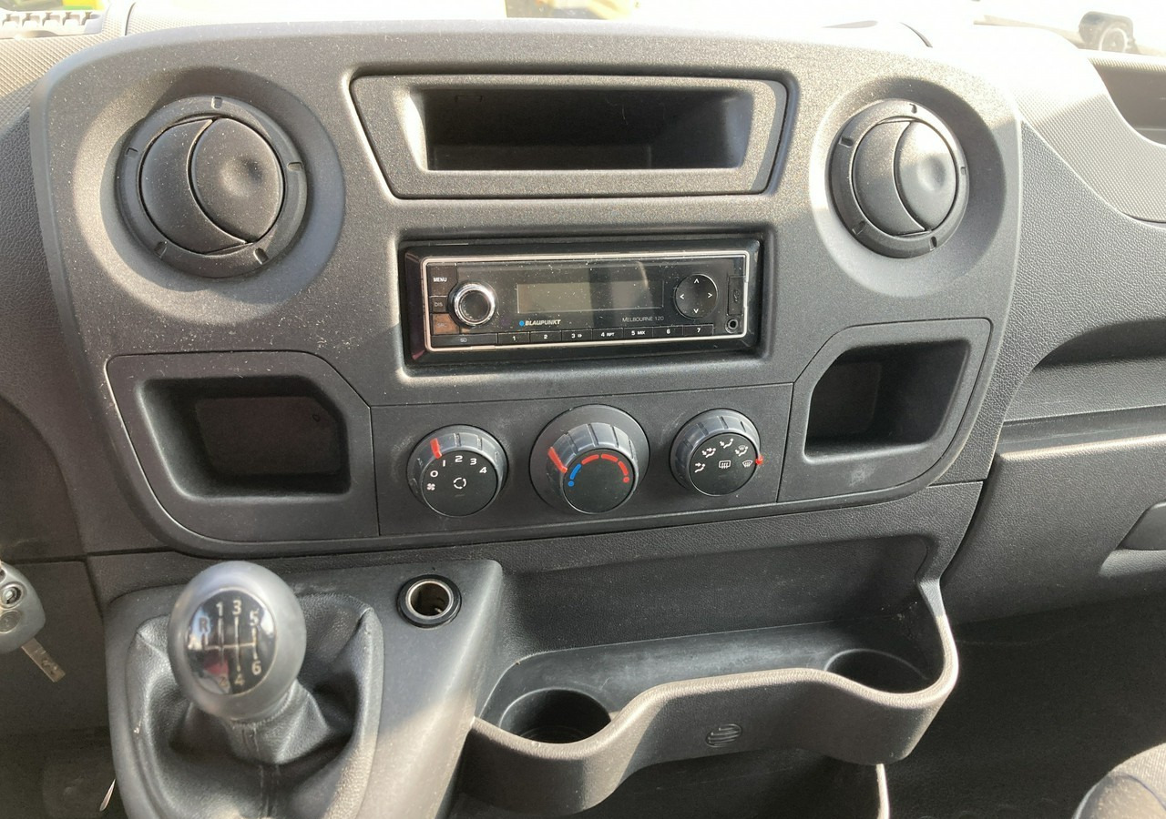 Renault Master Autosklep pieczywa Gastronomiczny Food Truck Foodtruck sklep BORCO20 - Tirdzniecības kravas automašīna: foto 5 Renault Master Autosklep pieczywa Gastronomiczny Food Truck Foodtruck sklep BORCO20 - Tirdzniecības kravas automašīna: foto 5