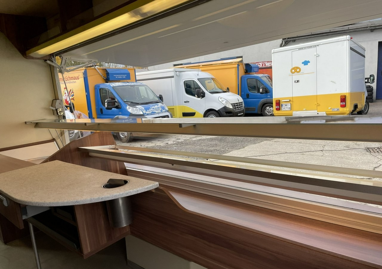 Renault Master Autosklep pieczywa Sklep Gastronomiczny Food Truck Foodtruck Borco20 - Tirdzniecības kravas automašīna: foto 5 Renault Master Autosklep pieczywa Sklep Gastronomiczny Food Truck Foodtruck Borco20 - Tirdzniecības kravas automašīna: foto 5