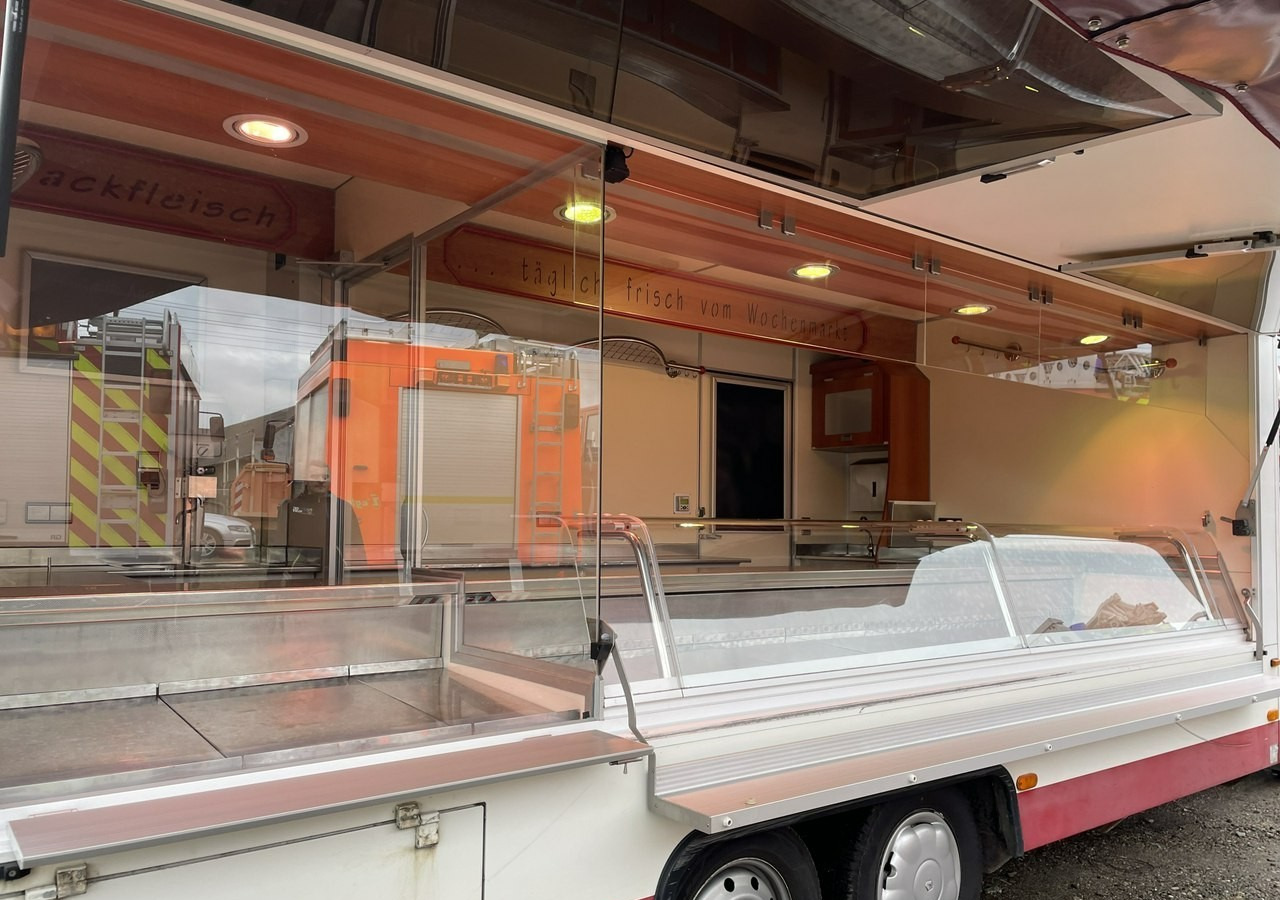 Renault Master Autosklep wędl Gastronomiczny Food Truck Foodtruck Sklep Klima Borc - Tirdzniecības kravas automašīna: foto 2 Renault Master Autosklep wędl Gastronomiczny Food Truck Foodtruck Sklep Klima Borc - Tirdzniecības kravas automašīna: foto 2