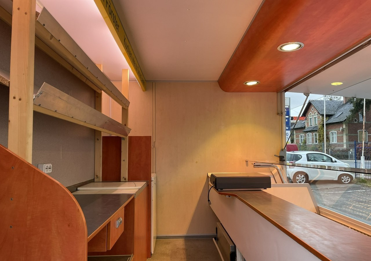 Renault Master Autosklep wędlin Gastronomiczny Food Truck Foodtruck Sklep Borco 200 - Tirdzniecības kravas automašīna: foto 5 Renault Master Autosklep wędlin Gastronomiczny Food Truck Foodtruck Sklep Borco 200 - Tirdzniecības kravas automašīna: foto 5