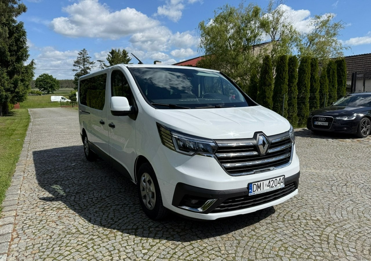 Renault Trafic III 2.0dci 110KM L2H1 LONG 9-osobowy 2xKlima Navi Kamera 2022 - Vieglā automašīna: foto 5 Renault Trafic III 2.0dci 110KM L2H1 LONG 9-osobowy 2xKlima Navi Kamera 2022 - Vieglā automašīna: foto 5