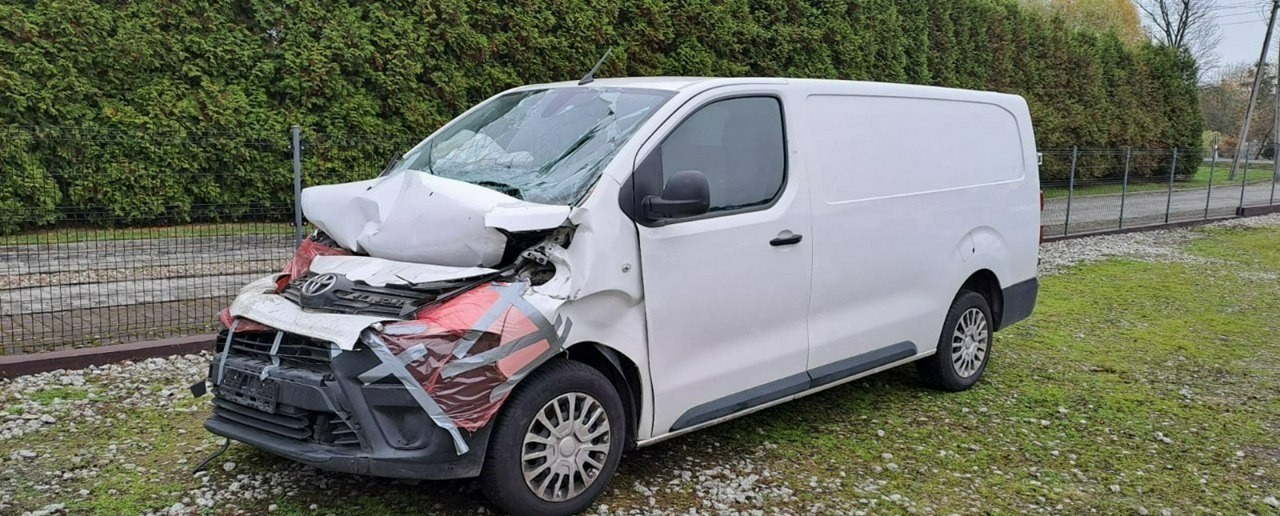Toyota Proace Toyota Proace Maxi Klima chlodnia izoterma 2020 Salon PL - Komercauto refrižerators: foto 1 Toyota Proace Toyota Proace Maxi Klima chlodnia izoterma 2020 Salon PL - Komercauto refrižerators: foto 1