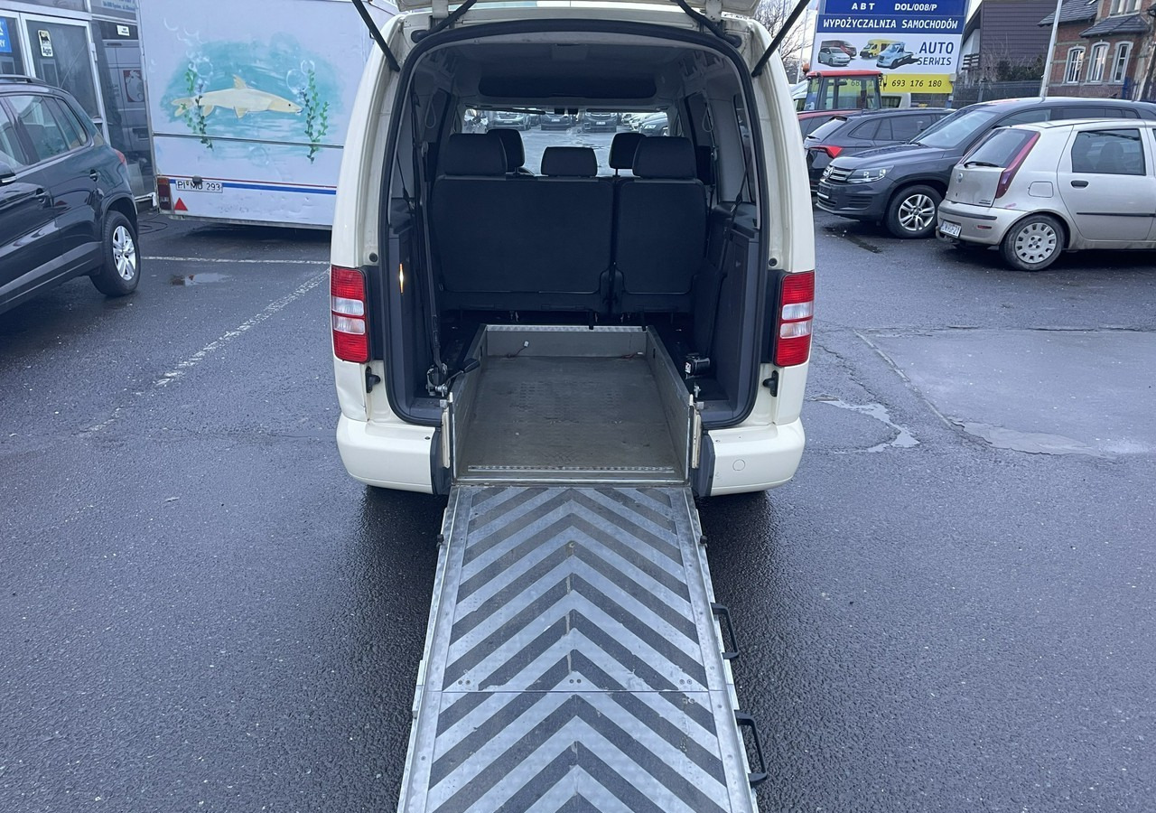 Volkswagen Caddy III Caddy 1.6 TDI dla Niepełnosprawnych inwalida rampa 2013 - Pasažieru furgons: foto 1 Volkswagen Caddy III Caddy 1.6 TDI dla Niepełnosprawnych inwalida rampa 2013 - Pasažieru furgons: foto 1
