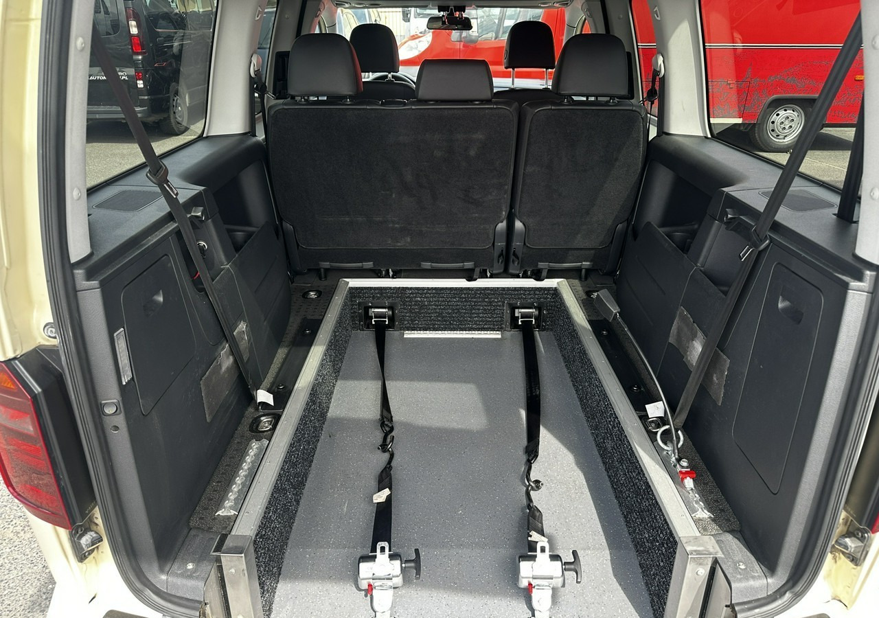 Volkswagen Caddy III Caddy 2.0 TDI dla Niepełnosprawnych inwalida rampa 2021 - Vieglā automašīna: foto 3 Volkswagen Caddy III Caddy 2.0 TDI dla Niepełnosprawnych inwalida rampa 2021 - Vieglā automašīna: foto 3