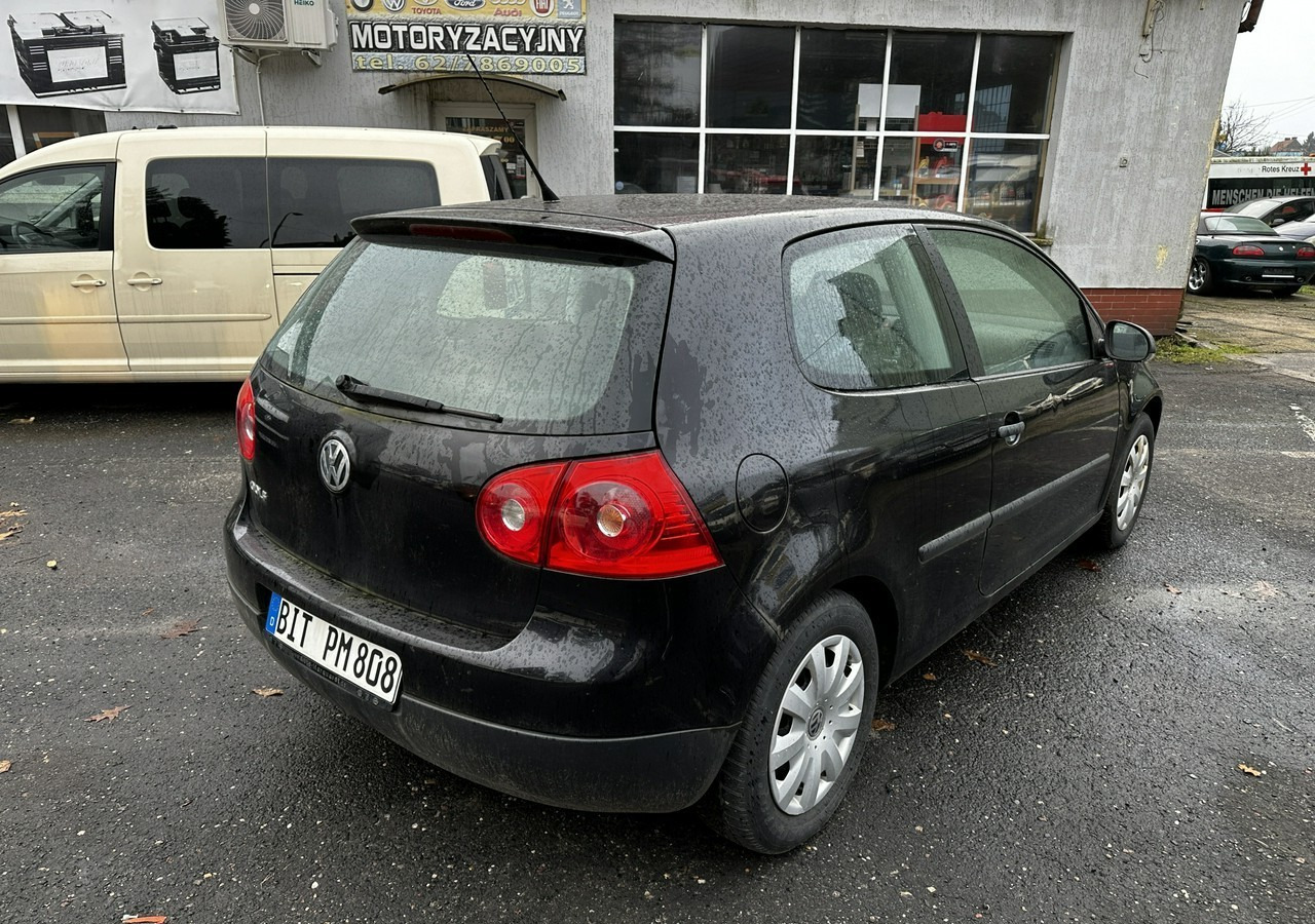 Volkswagen Golf V Golf V 1,4-80KM Klima 2007 - Vieglā automašīna: foto 2 Volkswagen Golf V Golf V 1,4-80KM Klima 2007 - Vieglā automašīna: foto 2