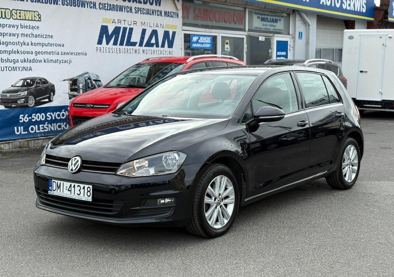 Volkswagen Golf VII VII 1,6 TDI 110KM 153TKM Klimatronik Navi Alu PDC 2015 Bez wkładu fi - Hečbeks: foto 1 Volkswagen Golf VII VII 1,6 TDI 110KM 153TKM Klimatronik Navi Alu PDC 2015 Bez wkładu fi - Hečbeks: foto 1