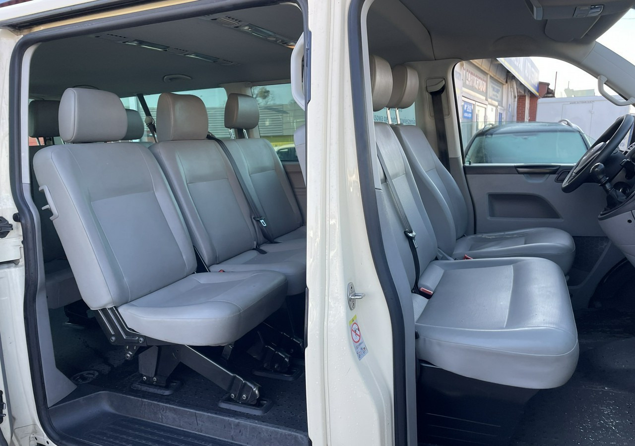 Vieglā automašīna Volkswagen Inny Volkswagen Volkswagen Caravelle 2.0-140KM 2015: foto 12