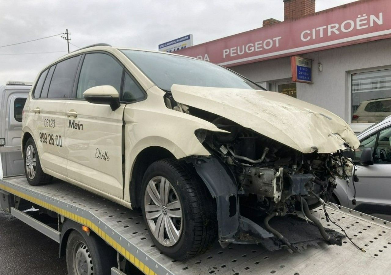 Volkswagen Touran II Touran - Vieglā automašīna: foto 4 Volkswagen Touran II Touran - Vieglā automašīna: foto 4