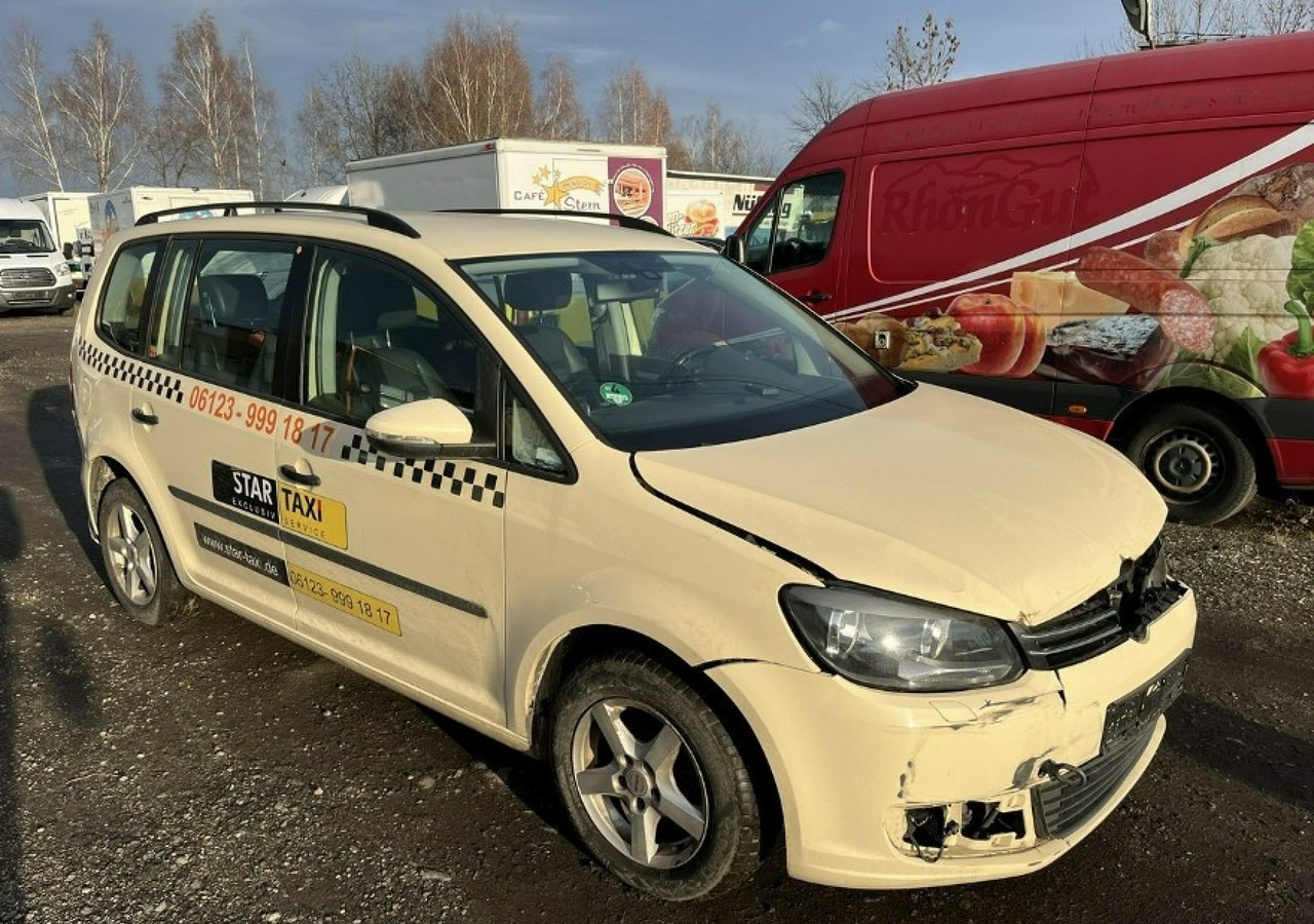 Volkswagen Touran III - Vieglā automašīna: foto 1 Volkswagen Touran III - Vieglā automašīna: foto 1