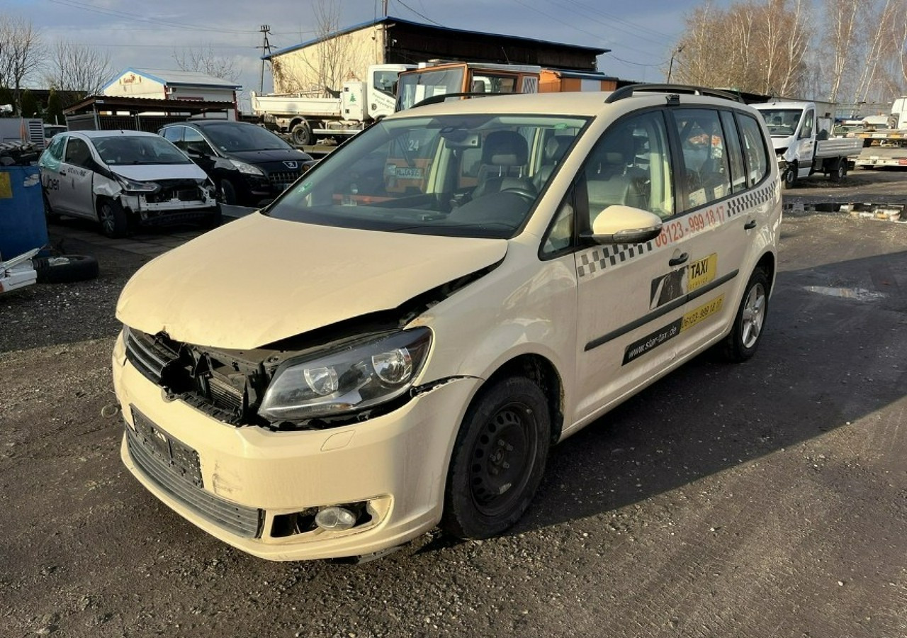 Volkswagen Touran III - Vieglā automašīna: foto 2 Volkswagen Touran III - Vieglā automašīna: foto 2