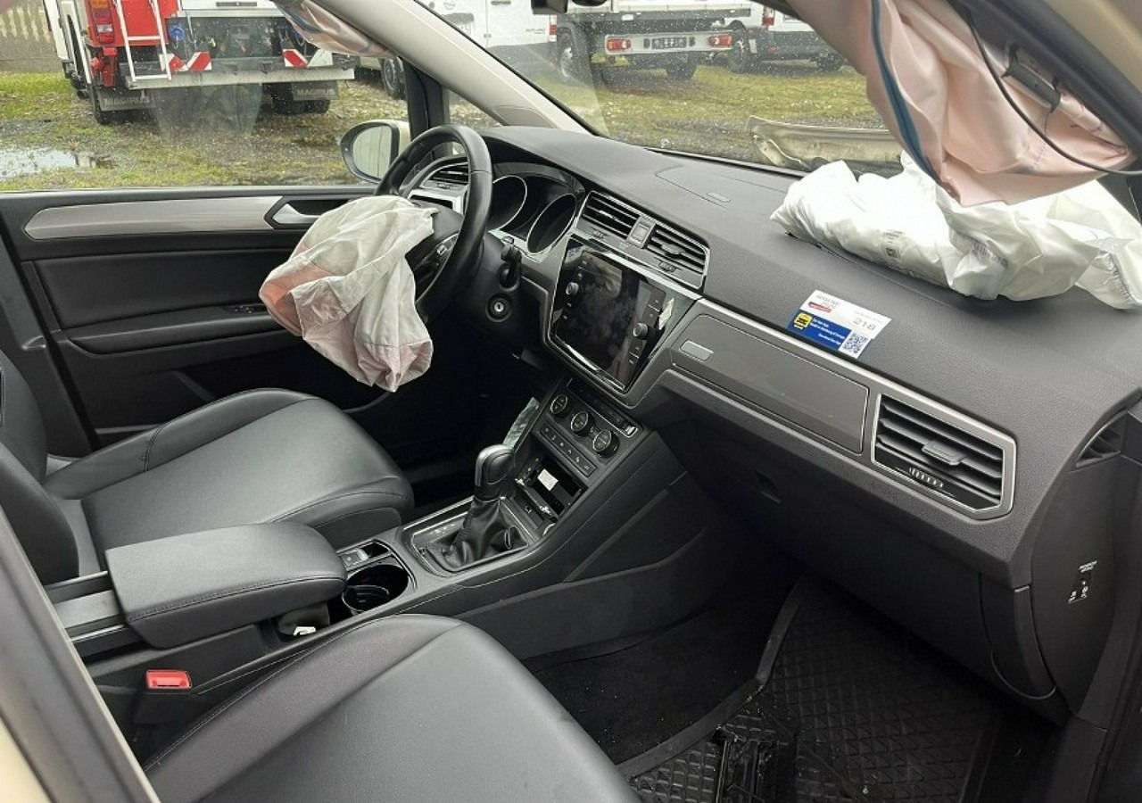 Volkswagen Touran III Touran - Vieglā automašīna: foto 5 Volkswagen Touran III Touran - Vieglā automašīna: foto 5